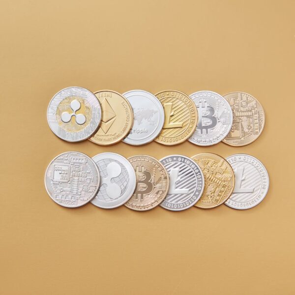 CryptoG acelera estratégia de liquidação de BTC e foca em novo token em programa de recompensas