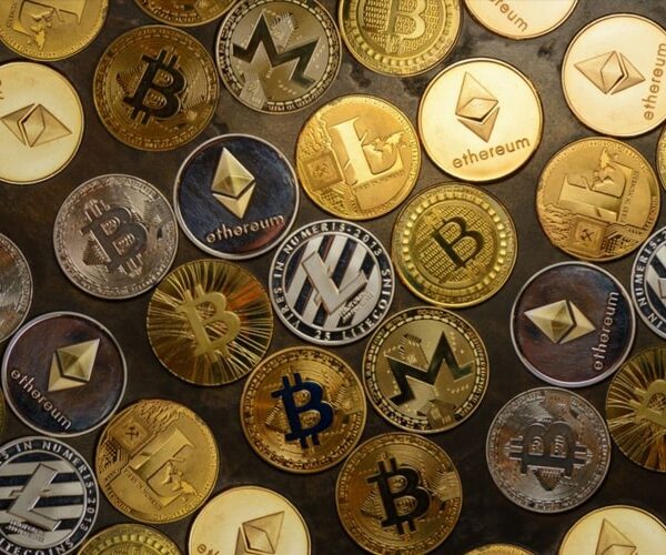 Cidade fantasma das altcoins: 38% das altcoins estão sendo negociadas abaixo das mínimas do colapso da FTX