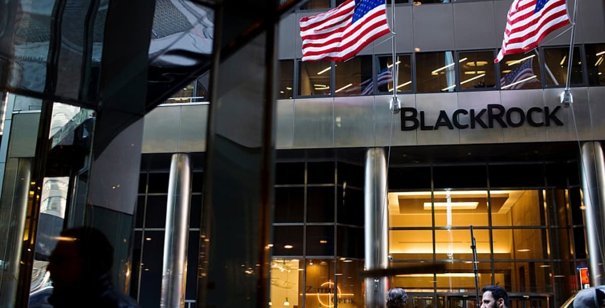 BlackRock se retira un poco de Bitcoin e invierte 69 millones de dólares en Ethereum