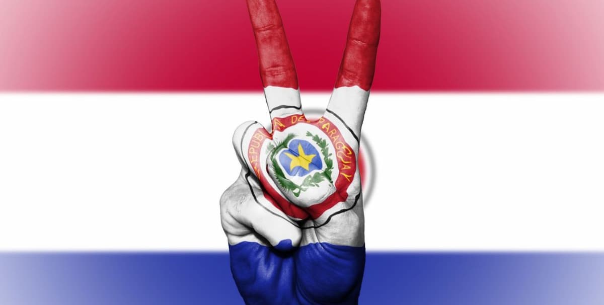 Bitcoin no es legal en Paraguay, el Gobierno corrige al presidente