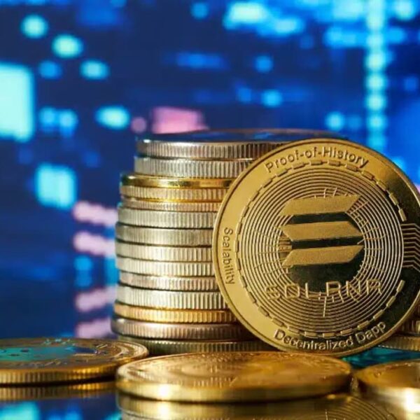 El precio de Solana bajo presión pese a la transferencia de una ballena de 526.615 SOL (103 millones de dólares) a Binance