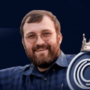 Hoskinson de Cardano calificó a Bitcoin de tonto: sus críticas no logran impulsar a ADA