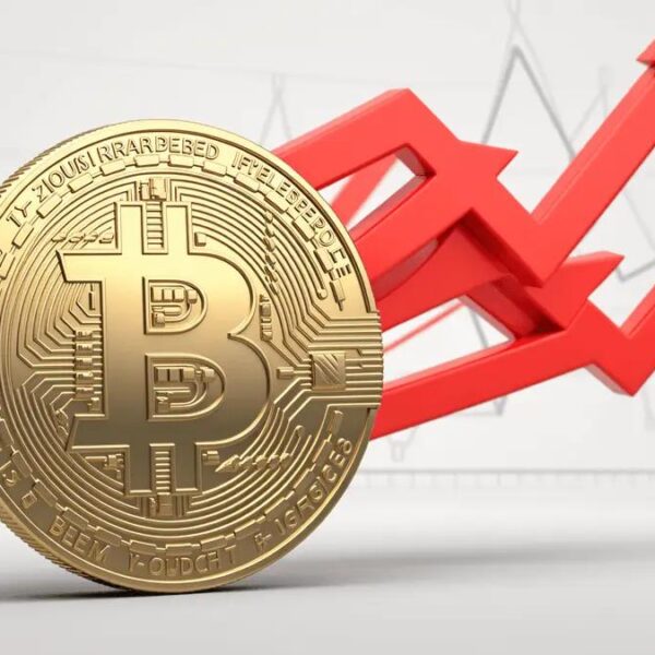 Bitcoin ETF: Inyecciones de $221M rompen racha de salidas