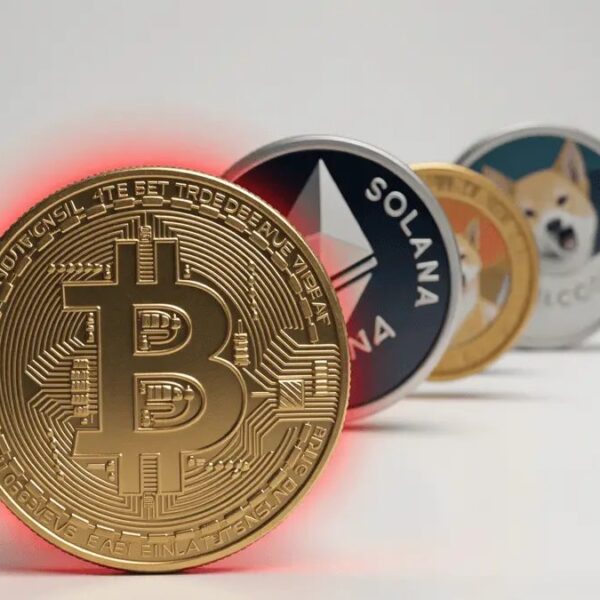 Bitcoin : le BTC s&rsquo;accroche aux 60 000 $ face à la vente de Saylor