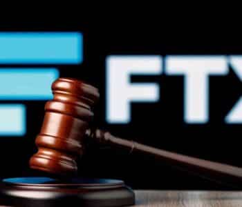 L’ex CEO di Binance, CZ Zhao, Chiede Archiviazione della Causa Intentata da FTX