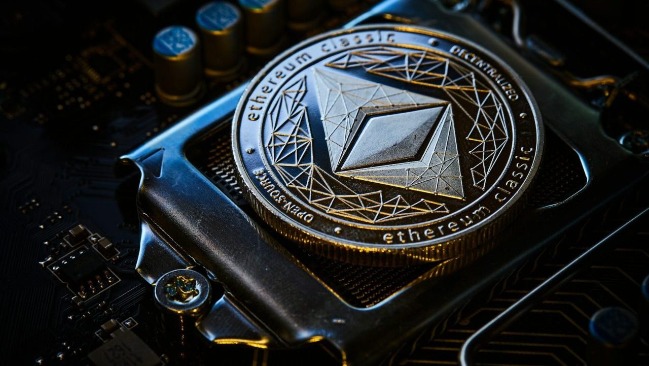 7일간 30만 ETH 이상 거래소에서 인출… 이더리움, $6,000 준비 중인가?