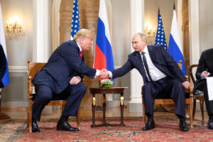 Trump ve Putin, Ukrayna Görüşmesinin Ardından Enerji Altyapısı İçin Sınırlı Ateşkes Arıyor