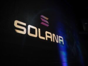 Solana Fiyatı Hızla Yükseliyor: SOL $180'e Ulaşabilir mi?