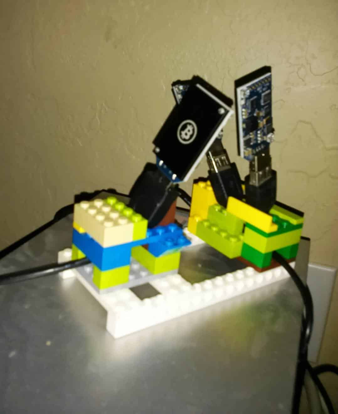 Lego mining rig: the ultimate technology to generate Bitcoins