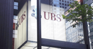 790px-UBS_Offices_(299_Park_Avenue)_06_(logo_cube)