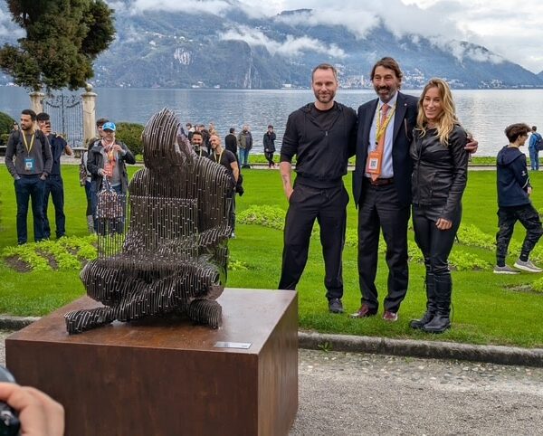 Crypto Mayor Unveils Satoshi Nakamoto Statue In Switzerland. And Why Did Tether CEO Shift Base To Lugano?