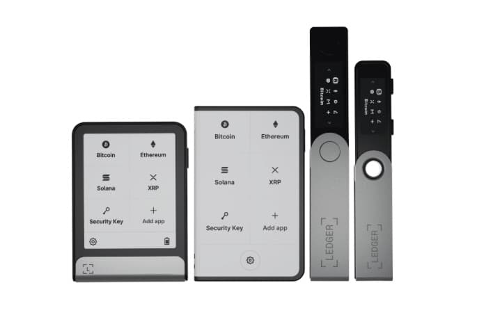 ledger stax vs ledger flex