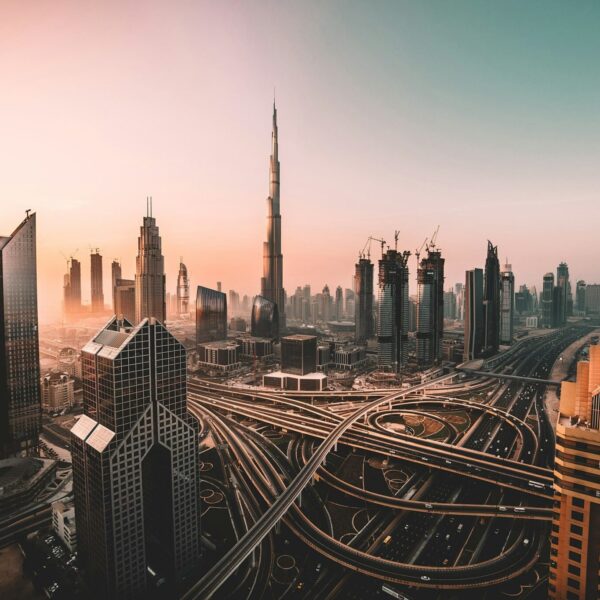 Solana Eyes Economic Zone In Dubai To Foster Crypto Innovations. Best Crypto To Buy?