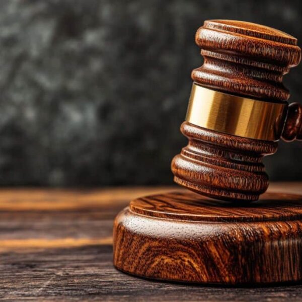 Coinbase Secures Partial Win As Judge Approves Appeal In SEC Lawsuit