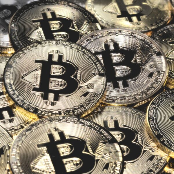Is Bitcoin Preparing For Another Dip, This Time To $70,000? This Whale Is Heavily Short