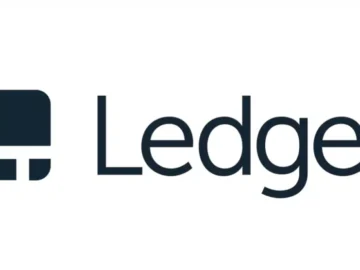 Ledger Staking Review 2025: Pros, Cons, Comparisons