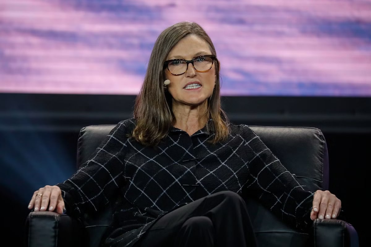 Cathie Wood and her Ark investment firm continue to buy Coinbase stock, latest purchase takes holdings to over $28 million