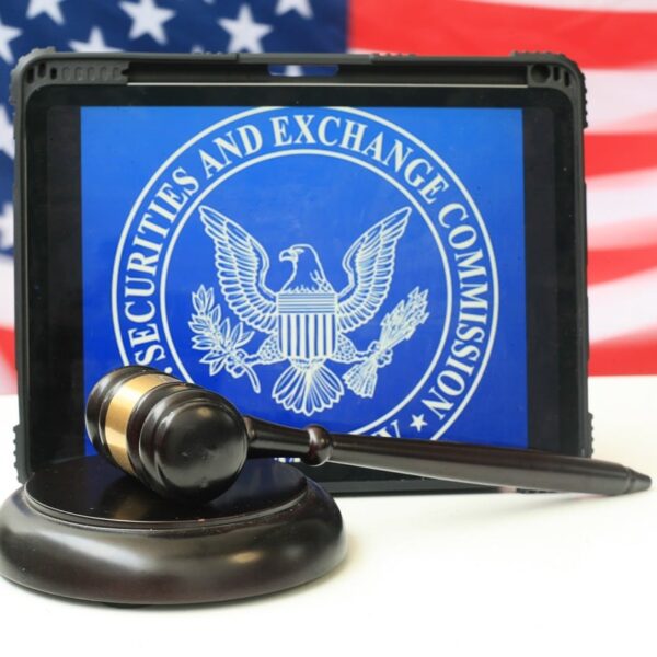 SEC Delays Decision On XRP, Solana, Litecoin, And Dogecoin ETFs