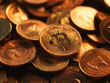 Crypto’s 21.72% Surge in Q2 2025 Leaves Wall Street Behind
