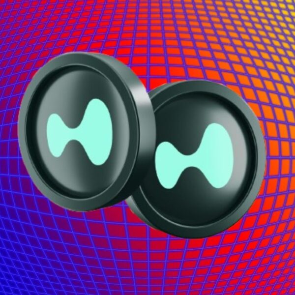 Hyperliquid Crypto Lists on Coinbase Futures Today: Will HYPE Price Break $50?