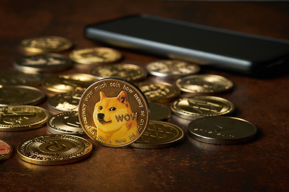 Dogecoin Options vs. DOGE Futures