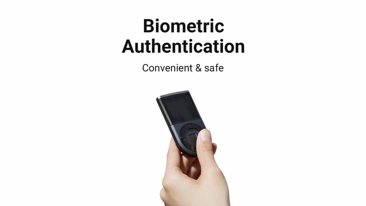 D'CENT Wallet Review - Biometric Authentication