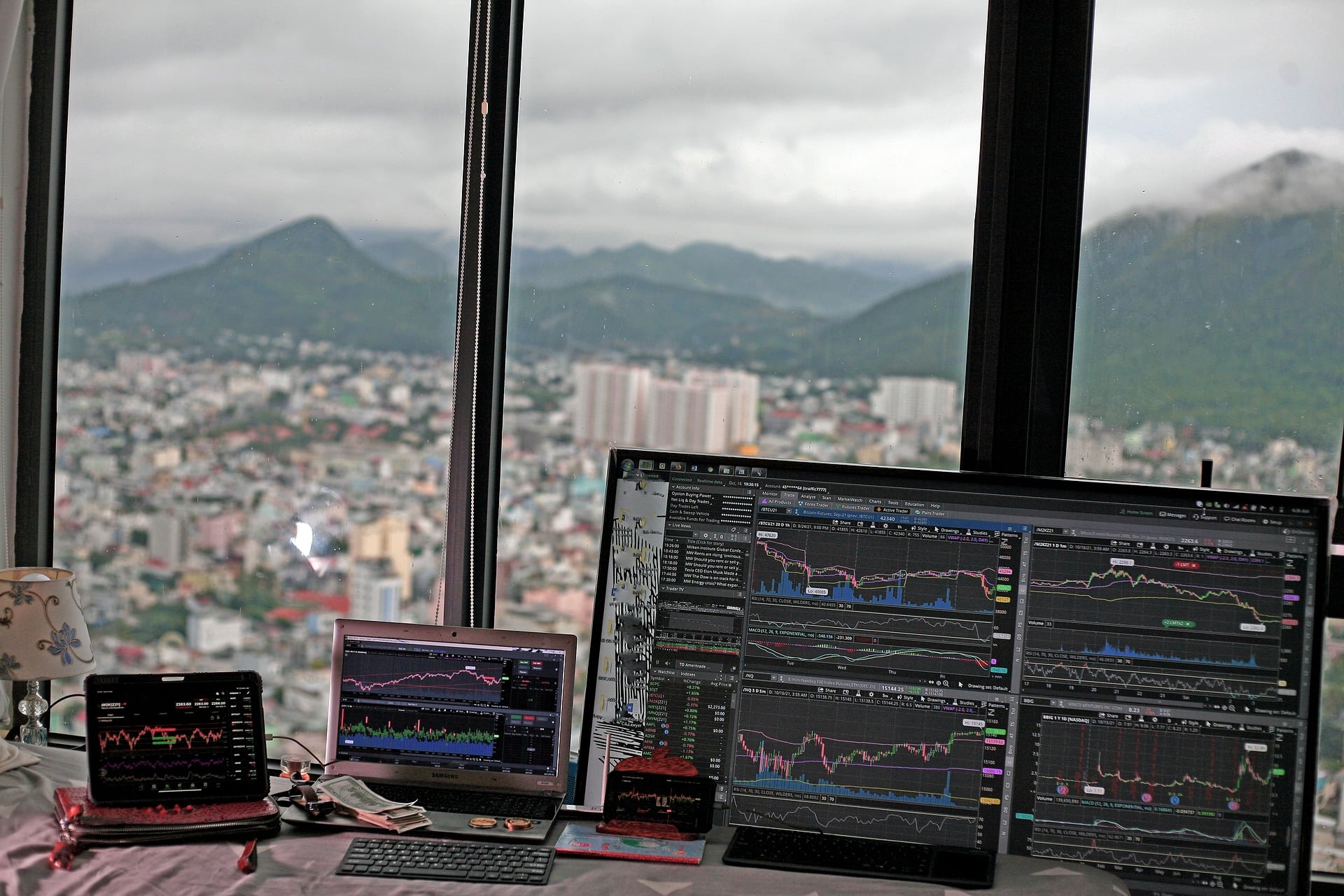 Is Crypto Crashing? Why Bitcoin and Ethereum Are Down Today - 99Bitcoins