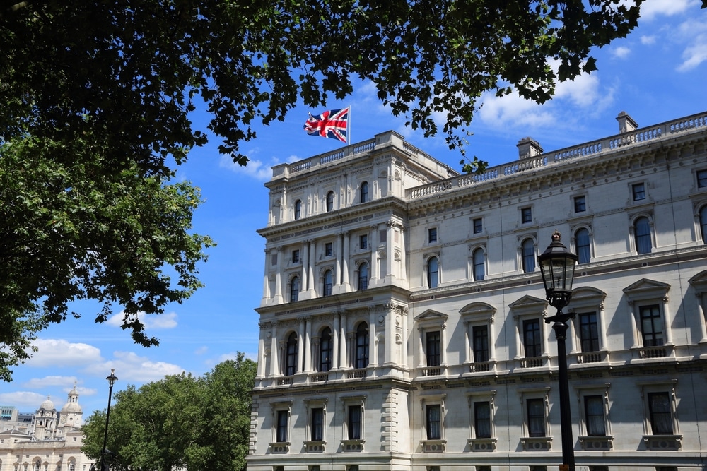 New UK Crypto AML Rules Target Ownership, Banking, and Trusts