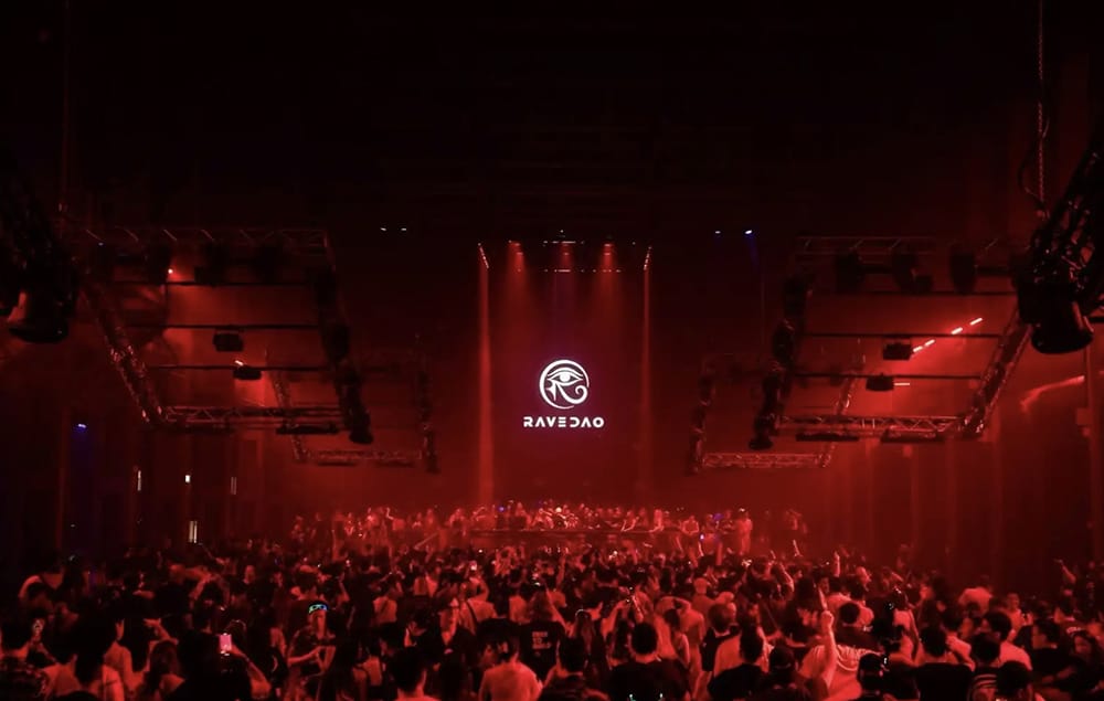 RAVE Crypto by RaveDAO: What Is It? RAVE USD1 Pair Launched on ASTER and Backed By Trump Jr.