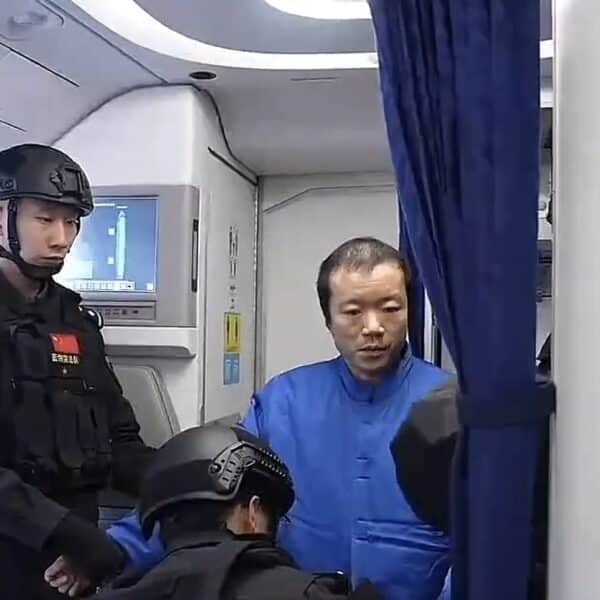 Cambodia Extradites Crypto Scam Kingpin as $15B in Bitcoin USD Is Seized