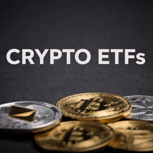 Wall Street Drops $562M on Bitcoin While ETH and XRP Sit Out